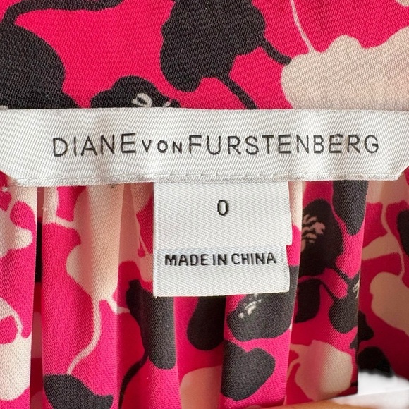 Diane Von Furstenberg Freya Size 0 Pink and Black Floral Silk Dress Tie Waist - Picture 6 of 15